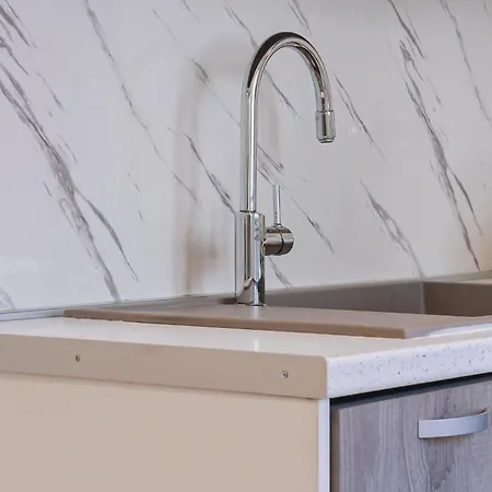 H11 Centodiciotto Centro - * סנרמו